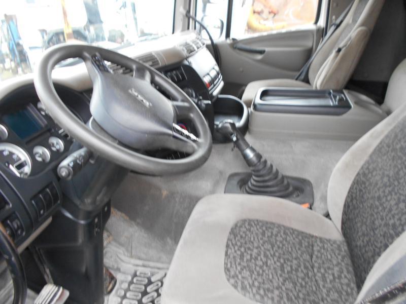 Truk pengaduk beton DAF CF85 360: gambar 9