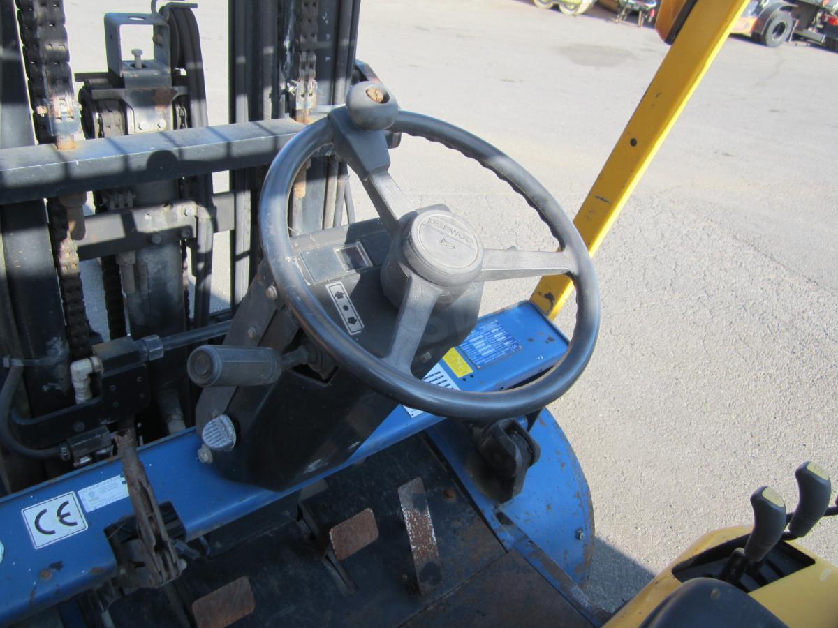 Daewoo G50SC-5 - Forklift LPG: gambar 5 Daewoo G50SC-5 - Forklift LPG: gambar 5