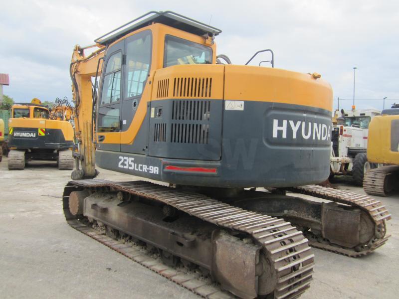 Ekskavator perayap Hyundai 235 LCR 9A: gambar 9