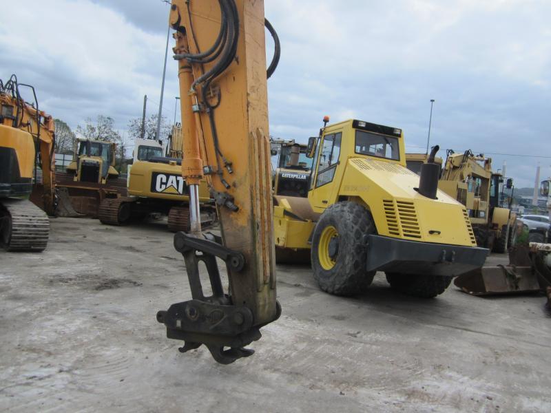 Ekskavator perayap Hyundai 235 LCR 9A: gambar 10