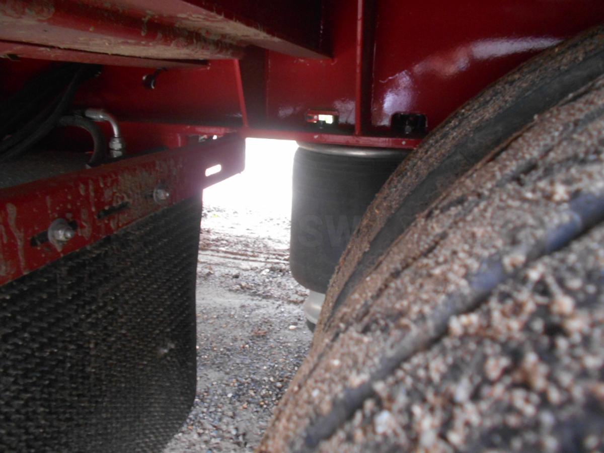Invepe - Semi-trailer low bed: gambar 5 Invepe - Semi-trailer low bed: gambar 5
