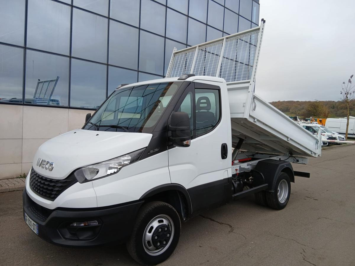 Iveco 35.140 - Van jungkit: gambar 4 Iveco 35.140 - Van jungkit: gambar 4