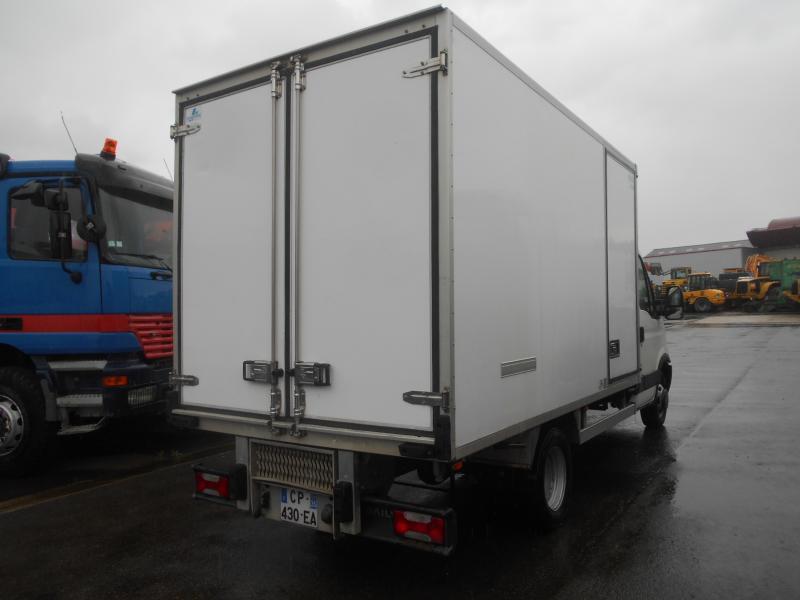 Iveco Daily 35C17 - Van berpendingin: gambar 3 Iveco Daily 35C17 - Van berpendingin: gambar 3