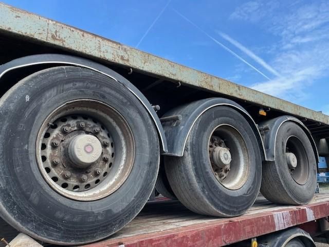 Kaiser - Semi-trailer flatbed: gambar 3 Kaiser - Semi-trailer flatbed: gambar 3
