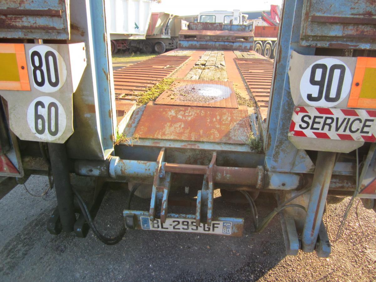 Semi-trailer low bed Louault: gambar 6