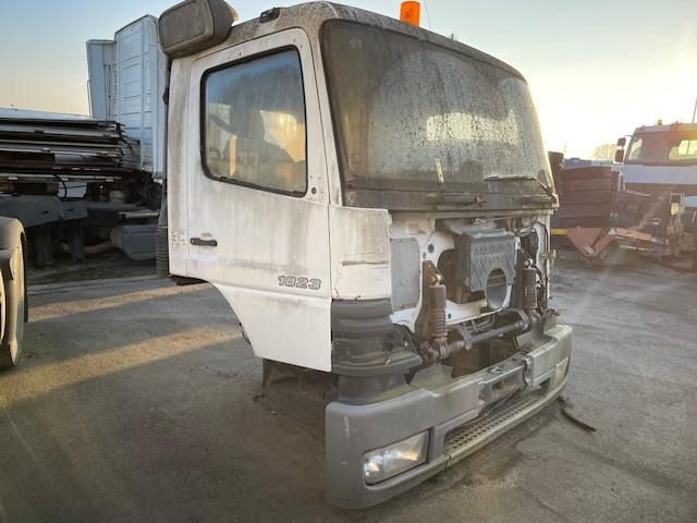 Mercedes ATEGO - Kabin untuk Truk: gambar 2 Mercedes ATEGO - Kabin untuk Truk: gambar 2