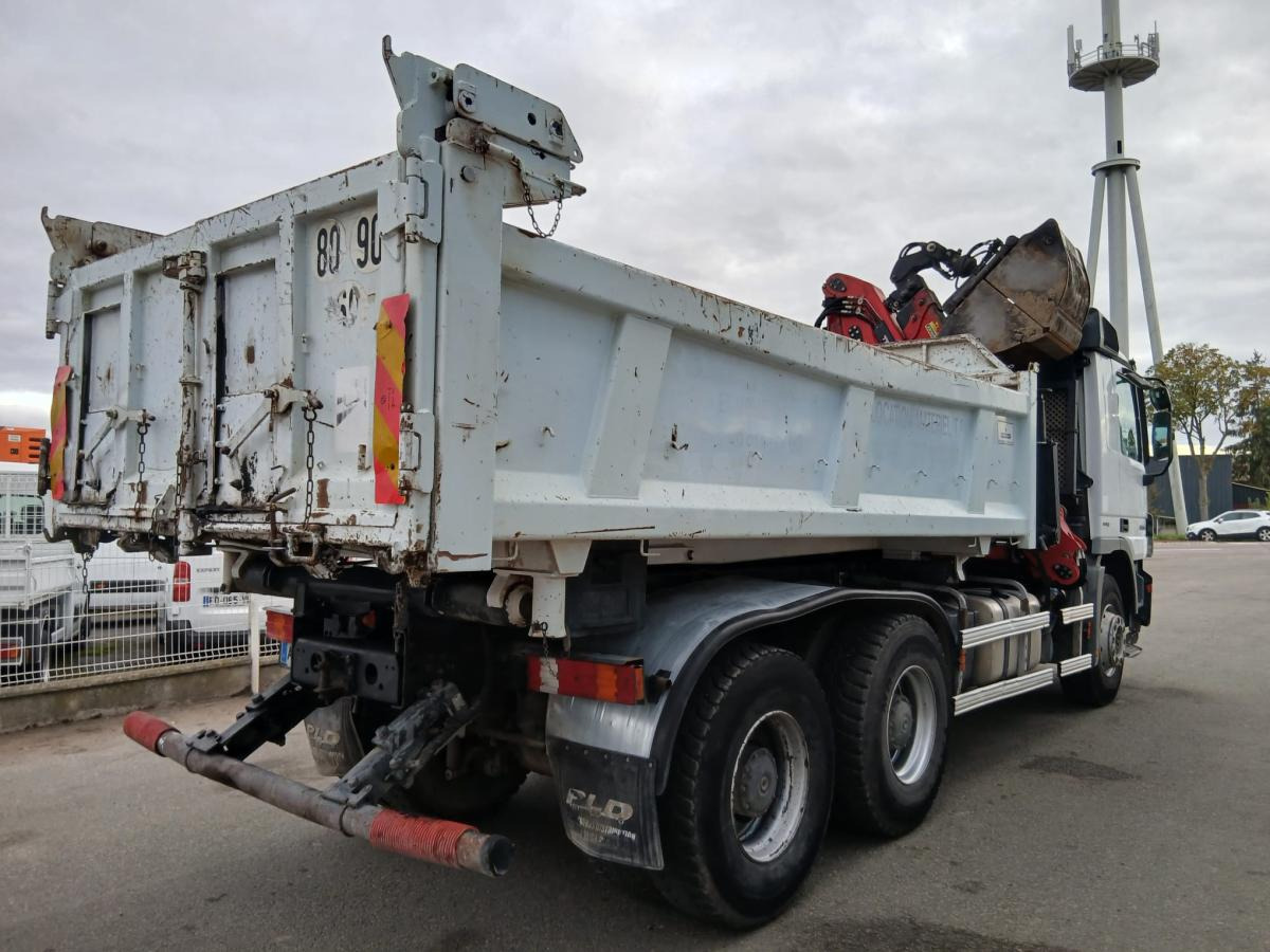 Mercedes Actros 3336 - Truk jungkit: gambar 4 Mercedes Actros 3336 - Truk jungkit: gambar 4