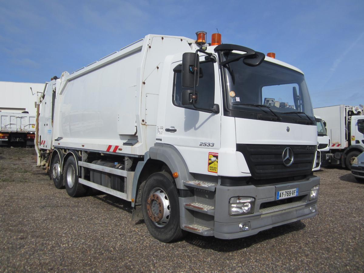 Mercedes Axor 2533 - Truk sampah: gambar 1 Mercedes Axor 2533 - Truk sampah: gambar 1