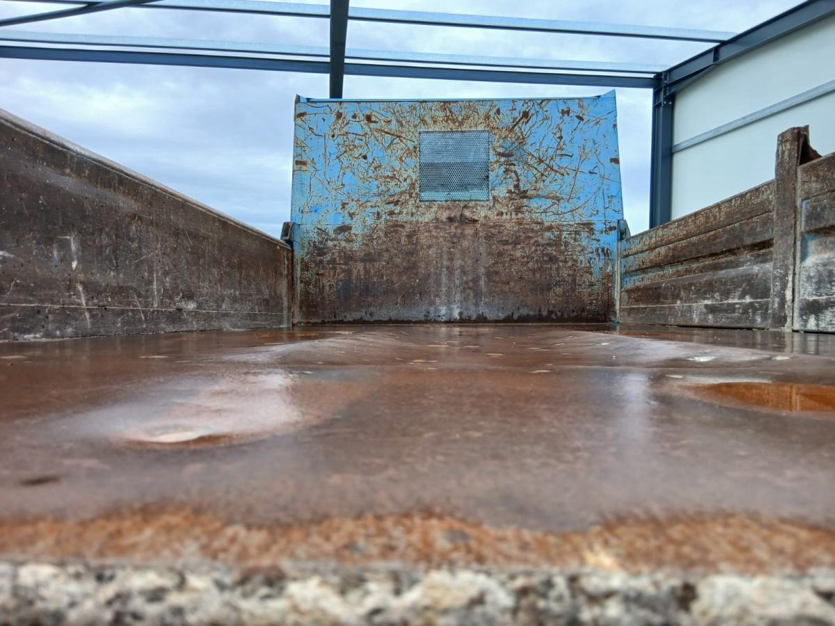 Renault Kerax 320 DCI - Truk jungkit: gambar 5 Renault Kerax 320 DCI - Truk jungkit: gambar 5