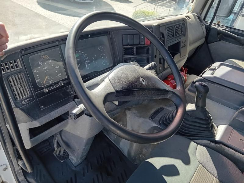 Renault Kerax 340 - Truk jungkit: gambar 3 Renault Kerax 340 - Truk jungkit: gambar 3