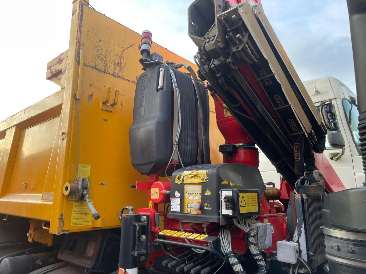 Renault Kerax 370 DCI - Truk jungkit: gambar 3 Renault Kerax 370 DCI - Truk jungkit: gambar 3