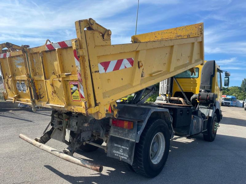 Renault Kerax 370 DCI - Truk jungkit: gambar 3 Renault Kerax 370 DCI - Truk jungkit: gambar 3
