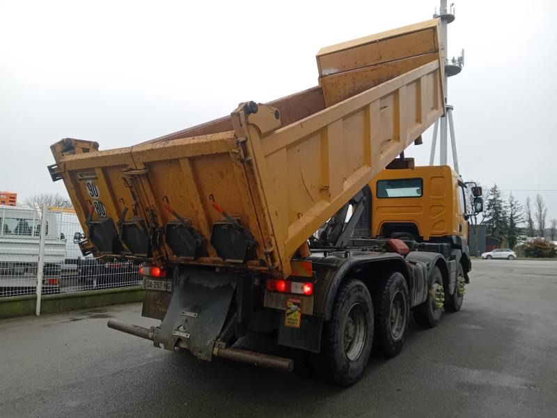 Renault Kerax 430 DXI - Truk jungkit: gambar 2 Renault Kerax 430 DXI - Truk jungkit: gambar 2