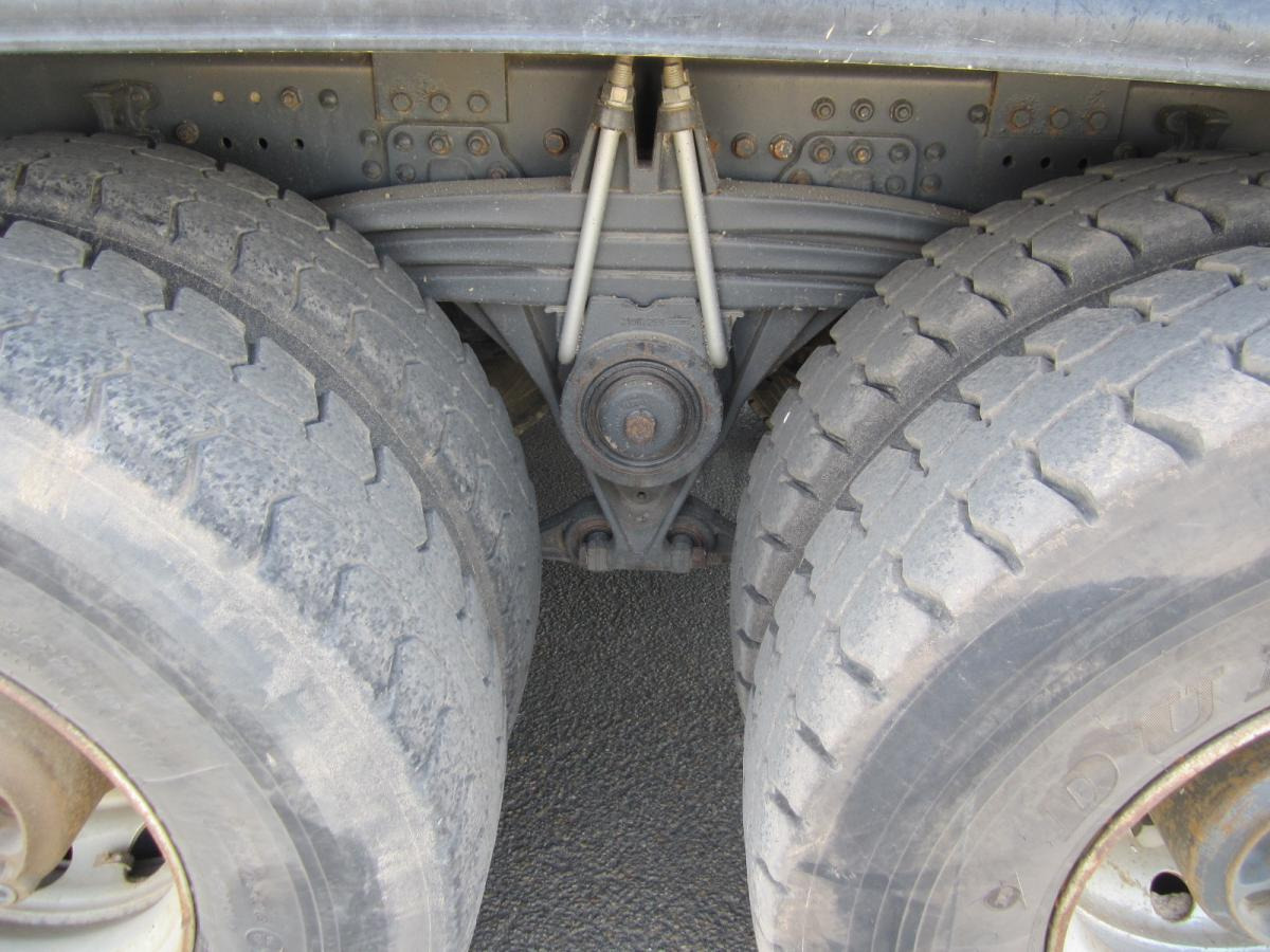 Renault Kerax 480 DXI - Truk jungkit: gambar 5 Renault Kerax 480 DXI - Truk jungkit: gambar 5