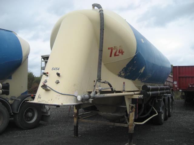 Spitzer - Semi trailer silo: gambar 2 Spitzer - Semi trailer silo: gambar 2