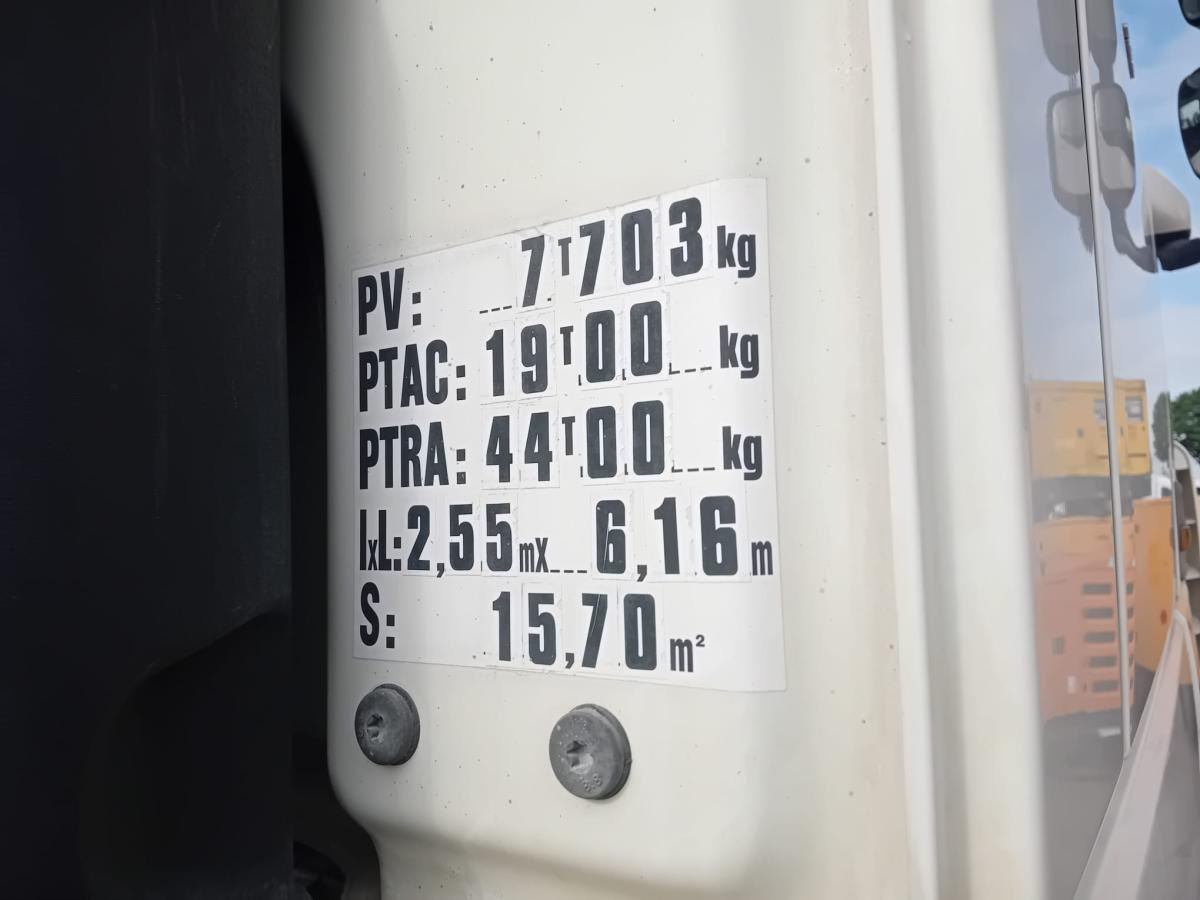 DAF XF 460 - Tractor head: gambar 5 DAF XF 460 - Tractor head: gambar 5