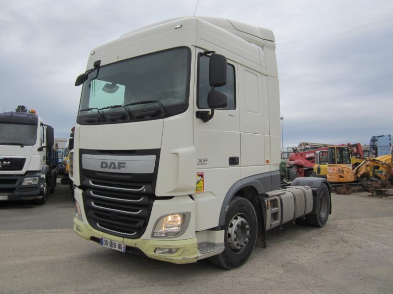 DAF XF105 460 - Tractor head: gambar 1 DAF XF105 460 - Tractor head: gambar 1