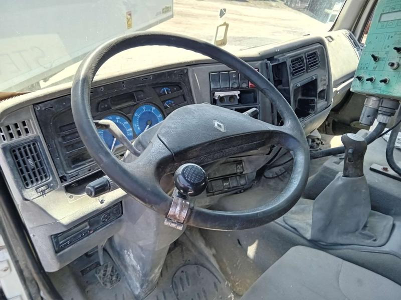 Renault Kerax - Truk: gambar 3 Renault Kerax - Truk: gambar 3
