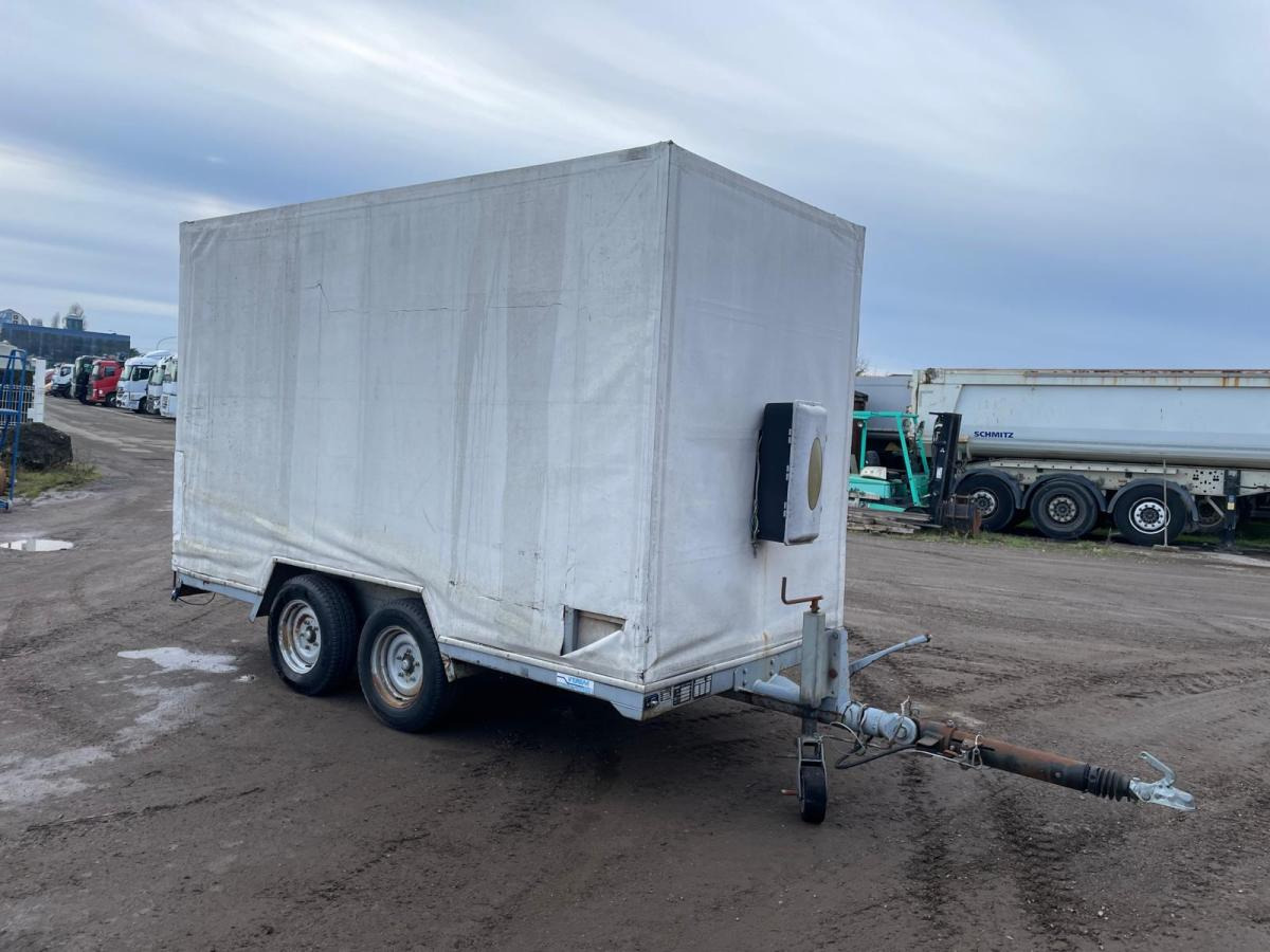 Verem - Trailer dengan terpal samping: gambar 1 Verem - Trailer dengan terpal samping: gambar 1