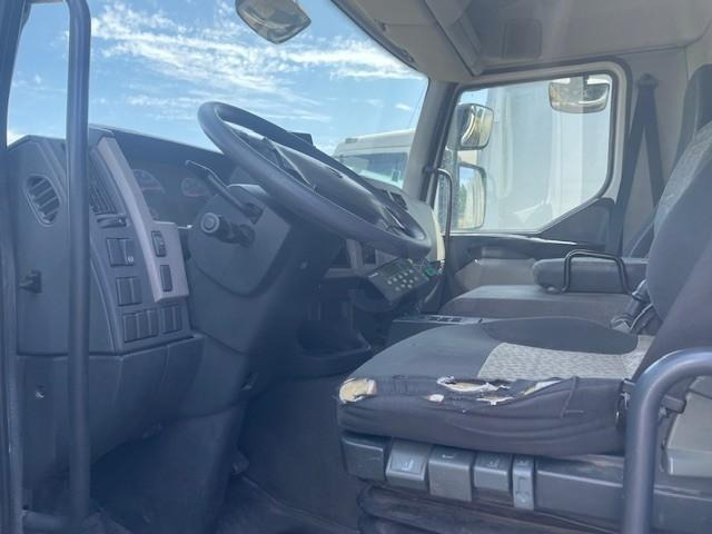 Truk sampah Volvo FE 320: gambar 7