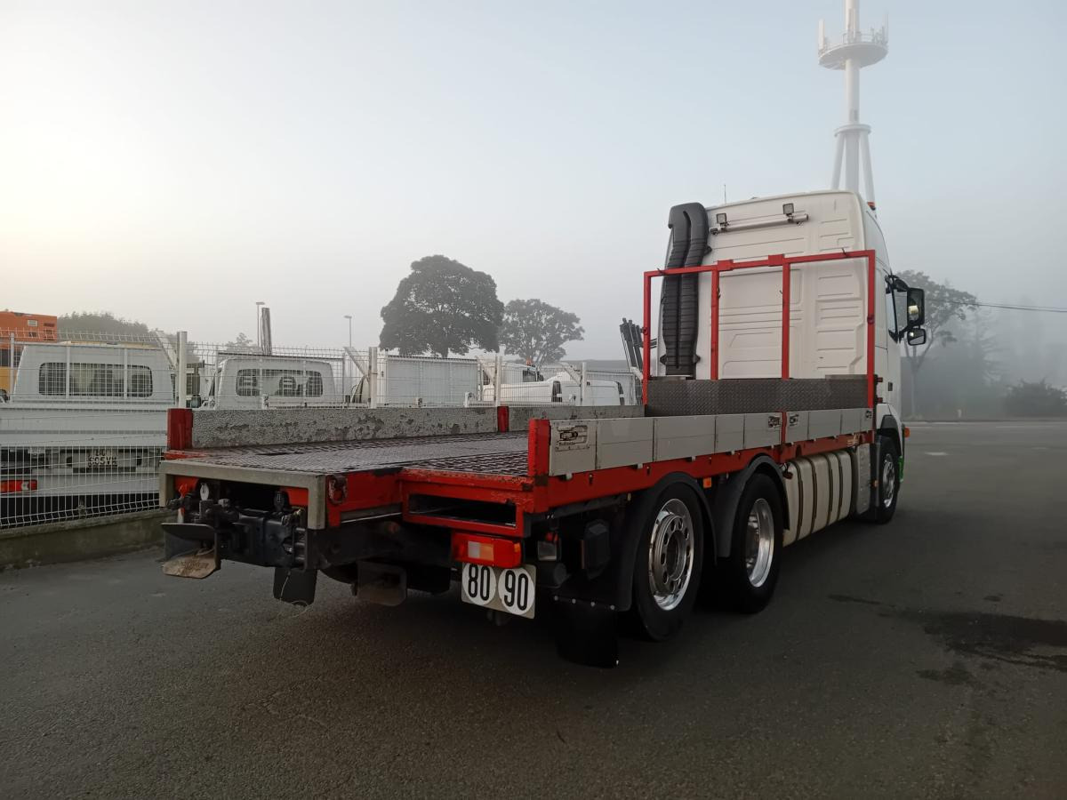 Volvo FH - Truk flatbed: gambar 2 Volvo FH - Truk flatbed: gambar 2