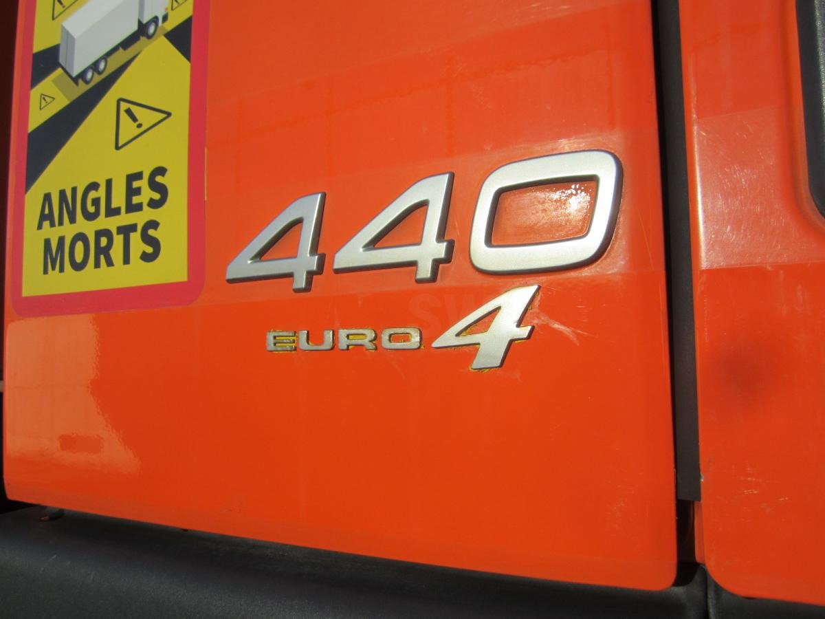 Volvo FM 440 - Truk jungkit: gambar 5 Volvo FM 440 - Truk jungkit: gambar 5