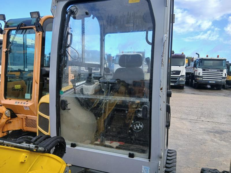 Wacker EZ28 - Ekskavator mini: gambar 3 Wacker EZ28 - Ekskavator mini: gambar 3