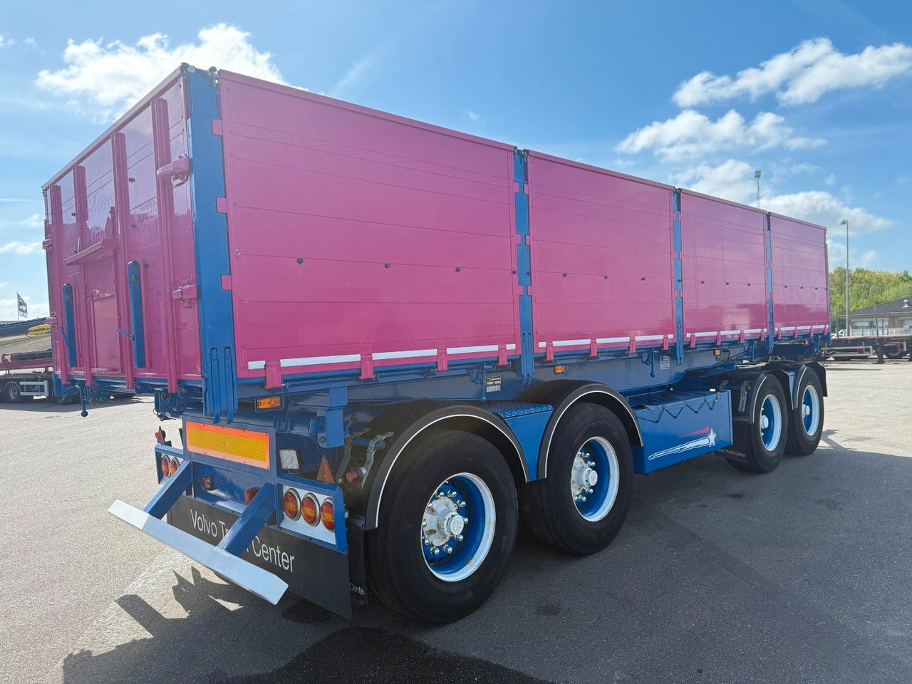 DAPA 30 t. 4 axle Tipper trailer / Kipper - Trailer jungkit: gambar 4 DAPA 30 t. 4 axle Tipper trailer / Kipper - Trailer jungkit: gambar 4