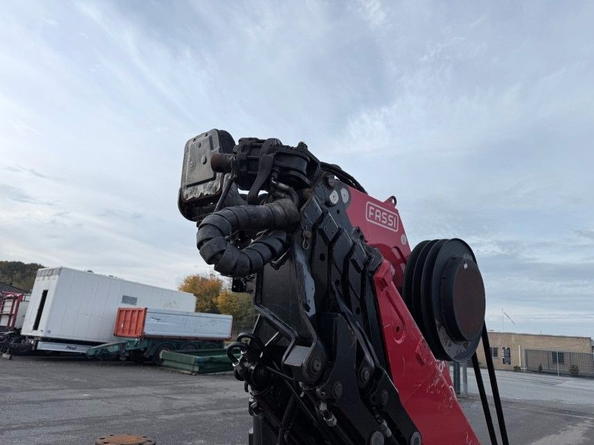 Truk derek Fassi F245A.2.25 E-Dynamic Radio Remote / Crane: gambar 7