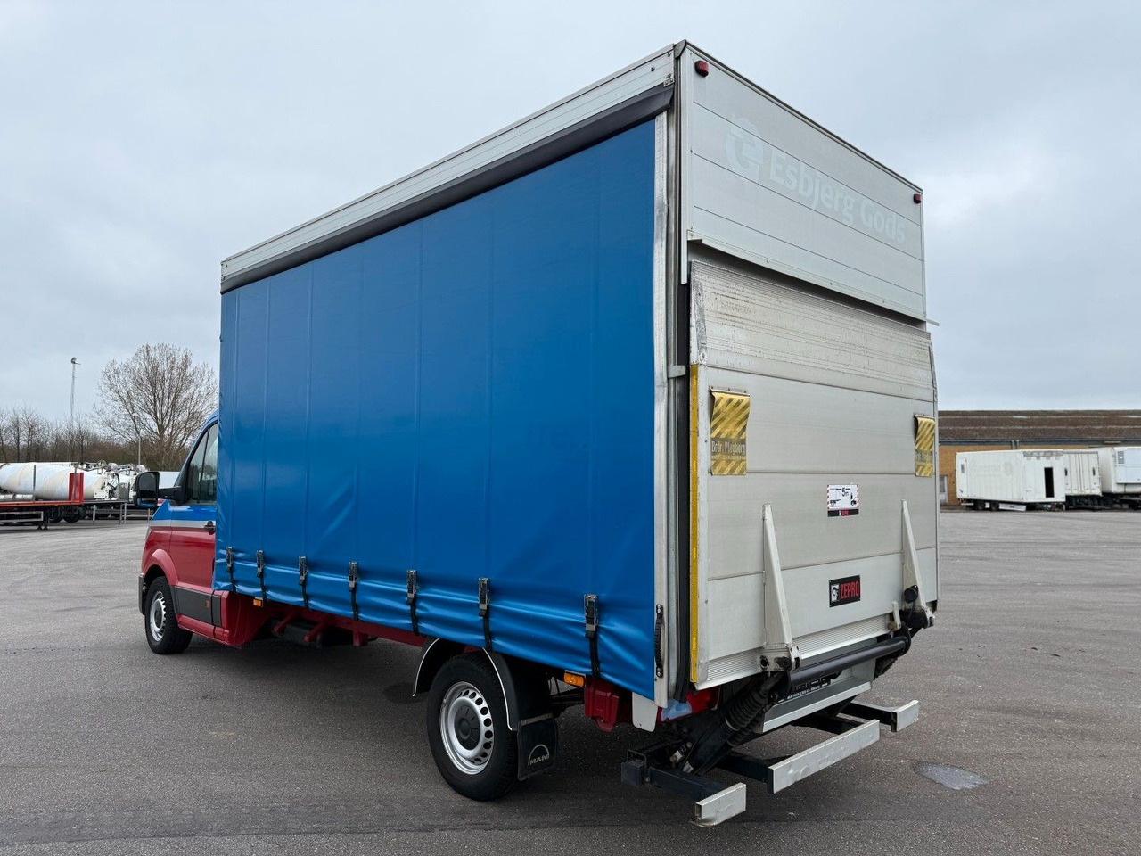 MAN TGE 2.0 TDI 3.180 Plane - Automat - Zepro - AC - Van dengan terpal samping: gambar 4 MAN TGE 2.0 TDI 3.180 Plane - Automat - Zepro - AC - Van dengan terpal samping: gambar 4