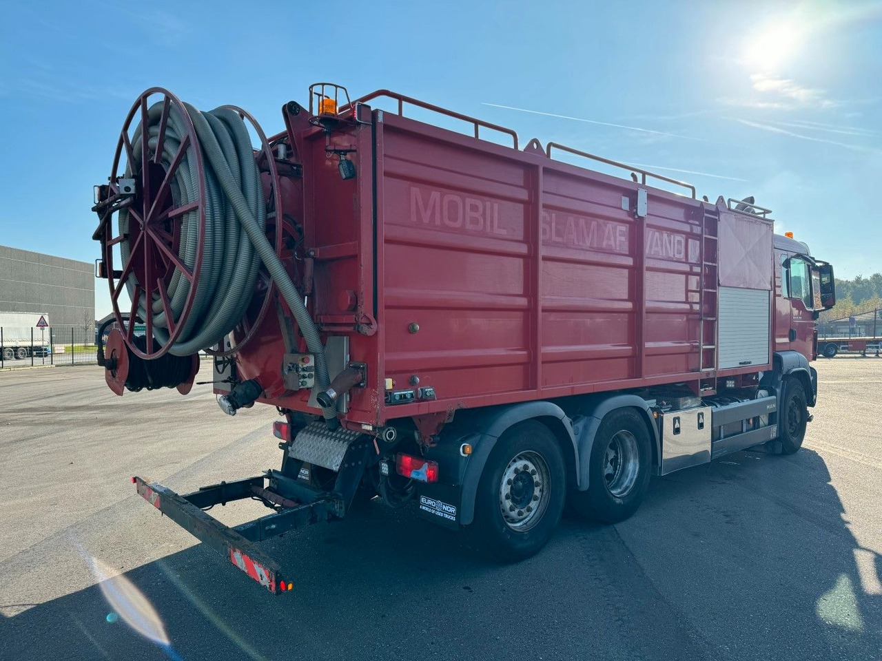 MAN TGS 26.360 6x4H*4 Simon Moos KSA MAN TGS 26.360 6x4H*4 Simon Moos KSA VacuDrain - Truk vakum: gambar 4 MAN TGS 26.360 6x4H*4 Simon Moos KSA MAN TGS 26.360 6x4H*4 Simon Moos KSA VacuDrain - Truk vakum: gambar 4