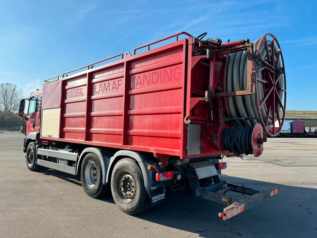 MAN TGS 26.360 6x4H*4 Simon Moos KSA MAN TGS 26.360 6x4H*4 Simon Moos KSA VacuDrain - Truk vakum: gambar 5 MAN TGS 26.360 6x4H*4 Simon Moos KSA MAN TGS 26.360 6x4H*4 Simon Moos KSA VacuDrain - Truk vakum: gambar 5