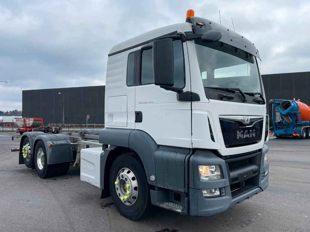 MAN TGS 26.440 6x2*4 ADR Fahrgestell Euro 6 - Truk sasis: gambar 2 MAN TGS 26.440 6x2*4 ADR Fahrgestell Euro 6 - Truk sasis: gambar 2