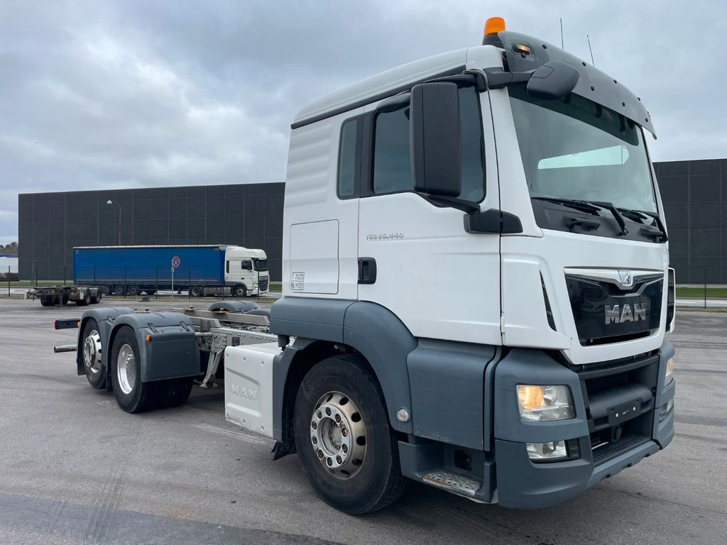 MAN TGS 26.440 6x2*4 Euro 6 Chassis ADR MAN TGS 26.440 6x2*4 Euro 6 Chassis ADR - Truk sasis: gambar 2 MAN TGS 26.440 6x2*4 Euro 6 Chassis ADR MAN TGS 26.440 6x2*4 Euro 6 Chassis ADR - Truk sasis: gambar 2