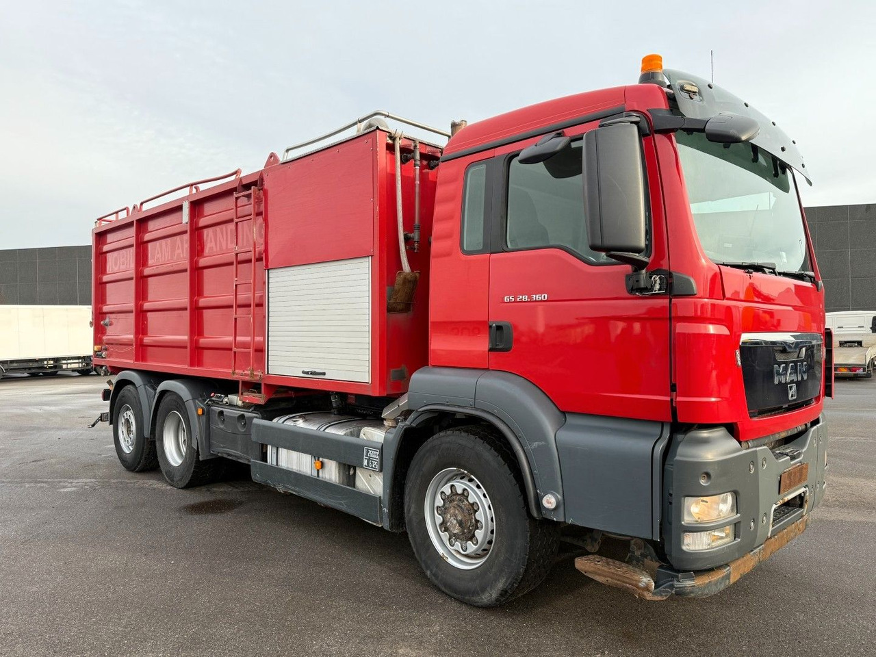 MAN TGS 28.360 6x4H*4 Hydrodrive / Simon Moos KSA MAN TGS 28.360 6x4H*4 Hydrodrive/Moos KSA VacuDrain - Truk vakum: gambar 3 MAN TGS 28.360 6x4H*4 Hydrodrive / Simon Moos KSA MAN TGS 28.360 6x4H*4 Hydrodrive/Moos KSA VacuDrain - Truk vakum: gambar 3