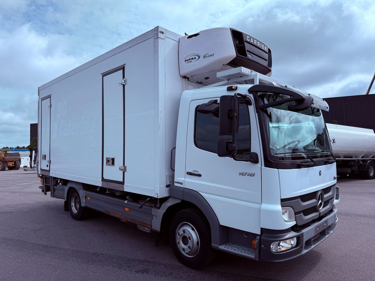 Mercedes-Benz Atego 1018 4x2 Carrier Supra 750 Mt - Truk berpendingin: gambar 2 Mercedes-Benz Atego 1018 4x2 Carrier Supra 750 Mt - Truk berpendingin: gambar 2