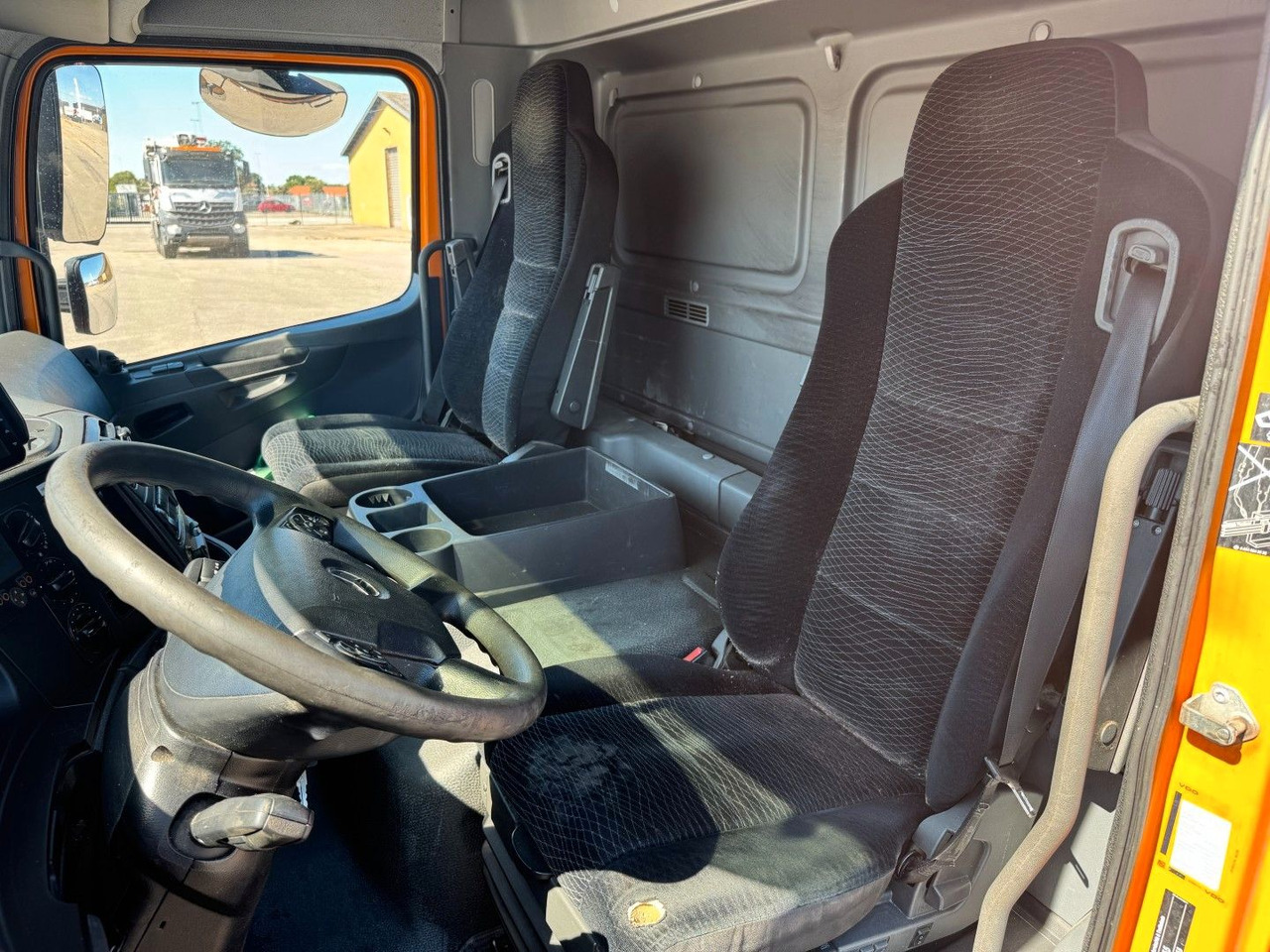 Mercedes-Benz Atego 1223 4x2 Euro 6 Cityflex 204 - Truk vakum: gambar 5 Mercedes-Benz Atego 1223 4x2 Euro 6 Cityflex 204 - Truk vakum: gambar 5