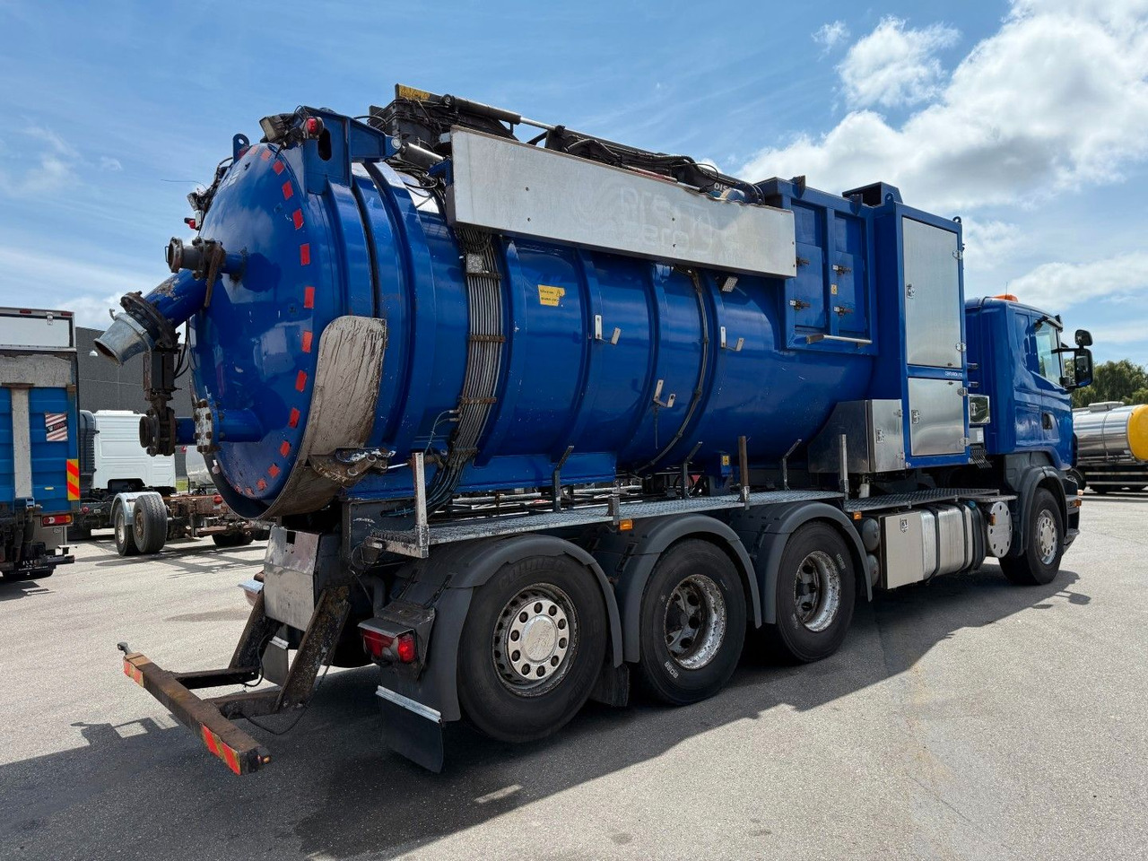 Scania R420 8x4*4 Vacuum Suction Disab Centurion P10 - Truk vakum: gambar 3 Scania R420 8x4*4 Vacuum Suction Disab Centurion P10 - Truk vakum: gambar 3