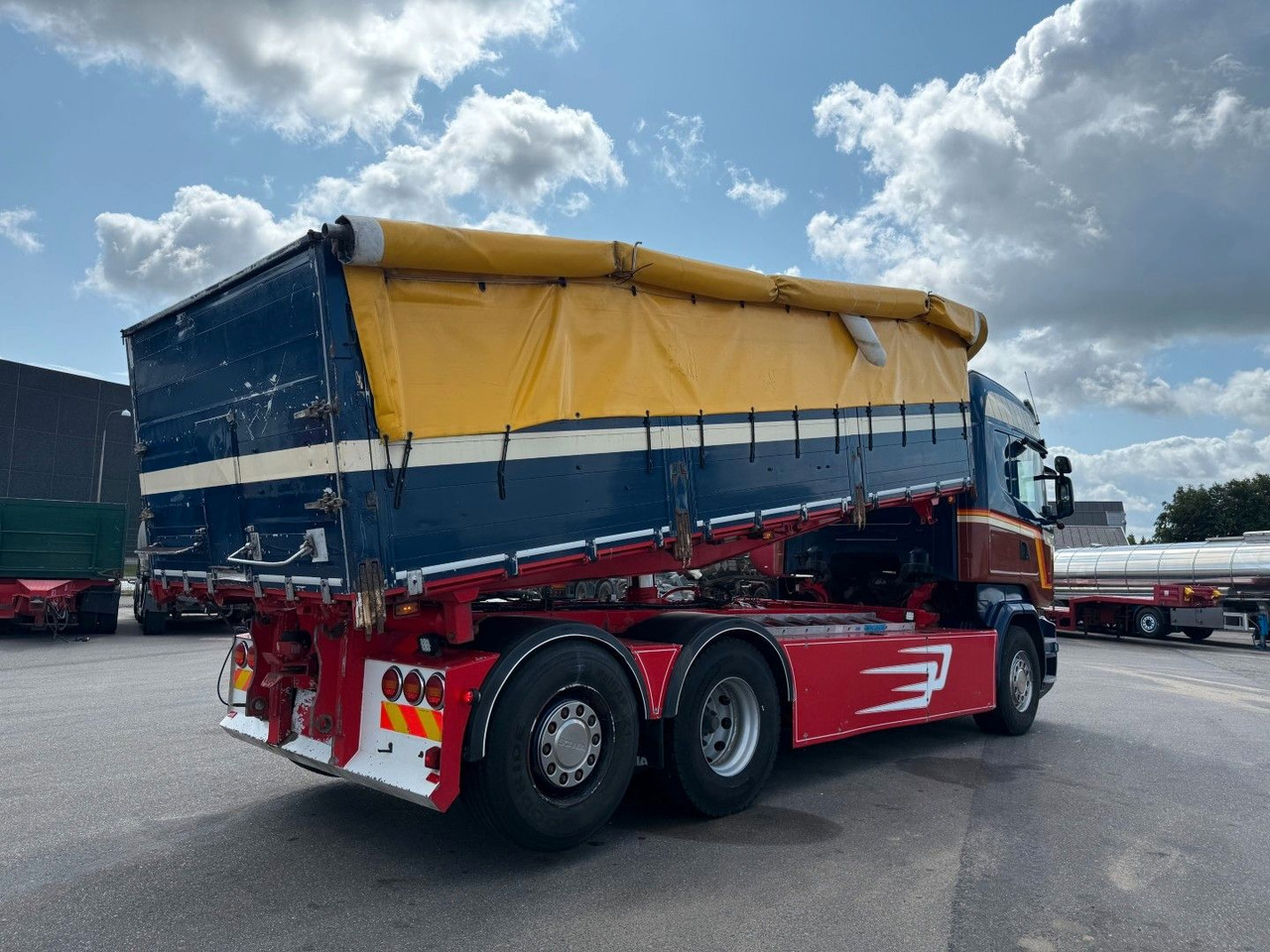 Scania R520 6x2 Highline Getreidekipper Euro 6 - Truk jungkit: gambar 3 Scania R520 6x2 Highline Getreidekipper Euro 6 - Truk jungkit: gambar 3