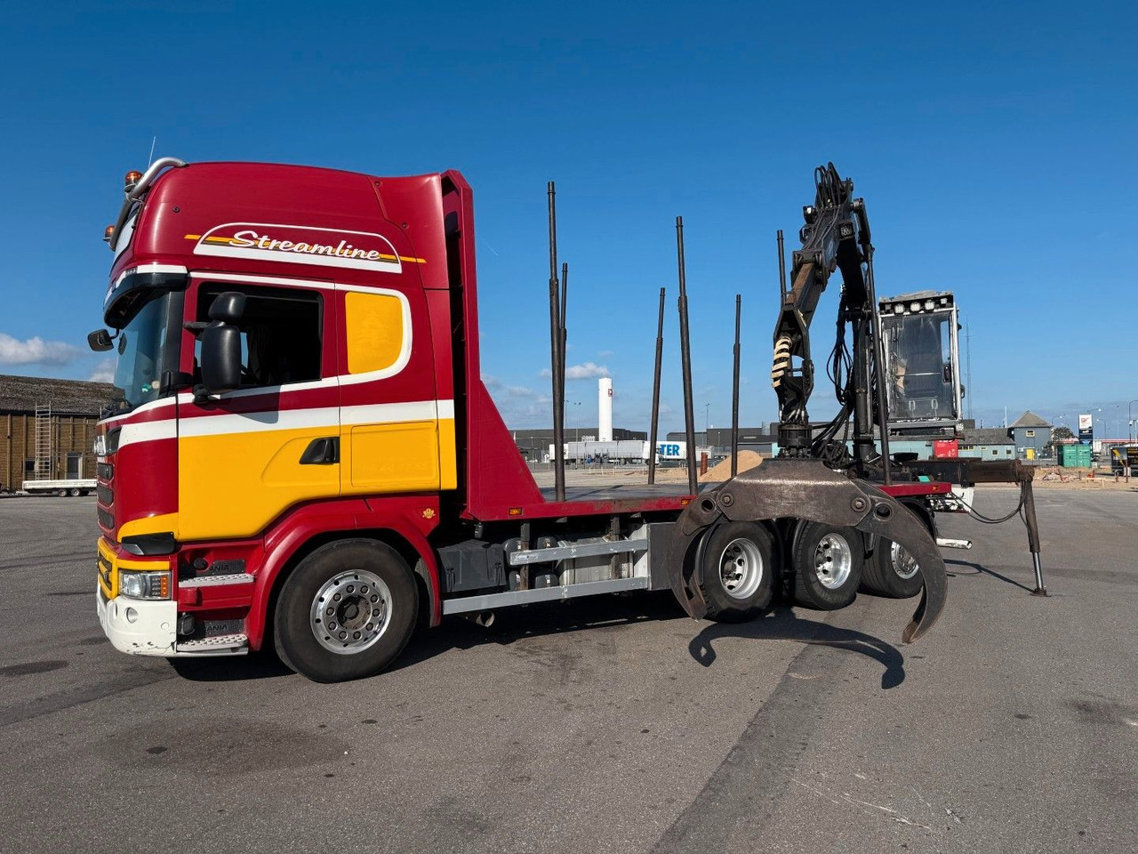 Scania R580 V8 8x4*4 Crane Kesla 21127 / Woodtransport - Truk derek: gambar 1 Scania R580 V8 8x4*4 Crane Kesla 21127 / Woodtransport - Truk derek: gambar 1