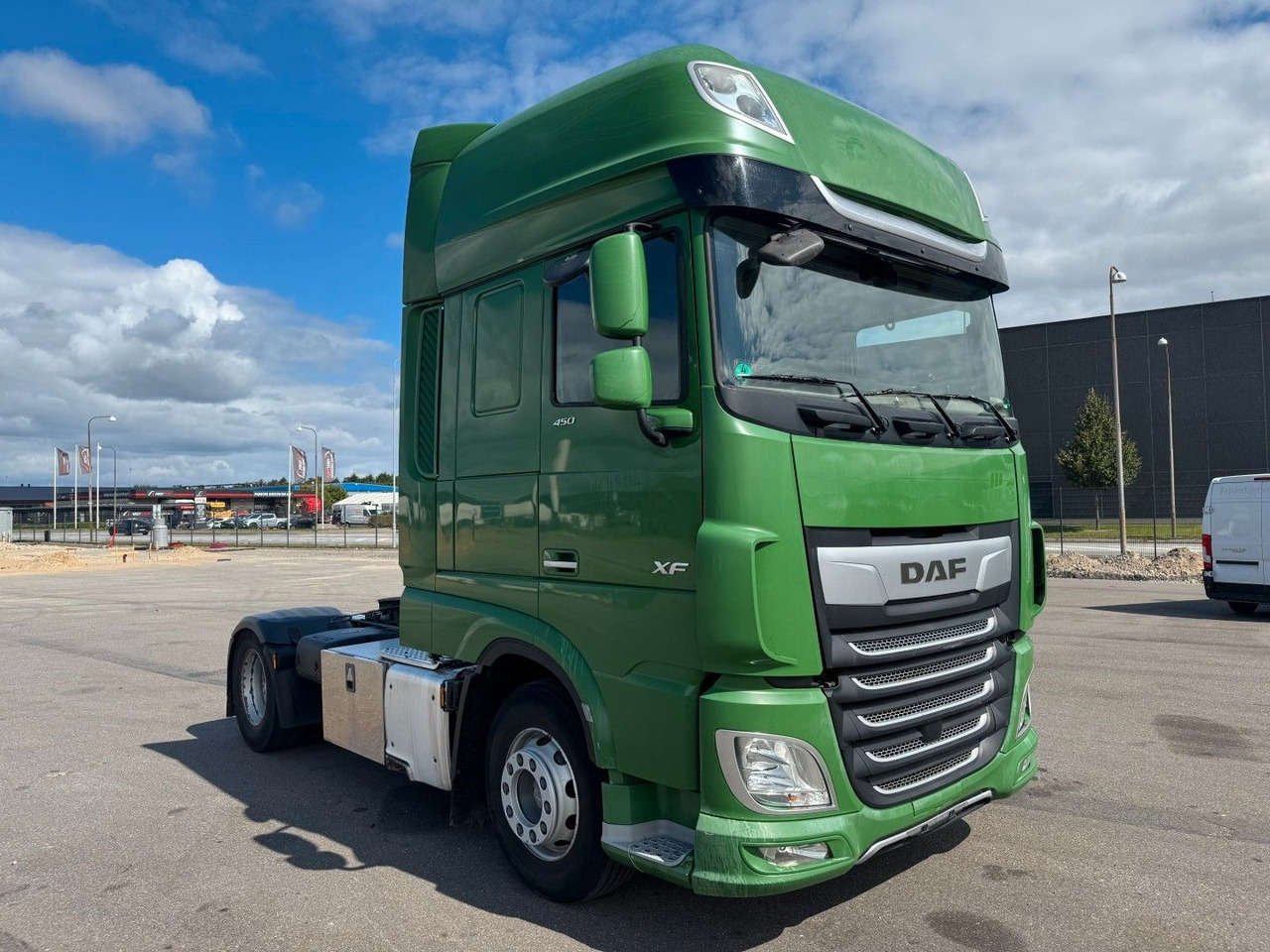 DAF XF 450 4x2 SSC Euro 6 - Tractor head: gambar 2 DAF XF 450 4x2 SSC Euro 6 - Tractor head: gambar 2