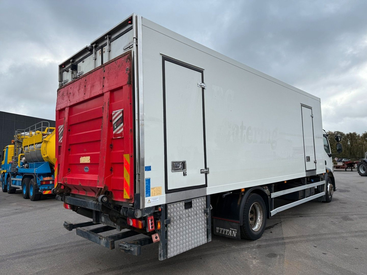 Volvo FL290 4x2 Thermo King T1200-R Euro 5 - Truk berpendingin: gambar 3 Volvo FL290 4x2 Thermo King T1200-R Euro 5 - Truk berpendingin: gambar 3