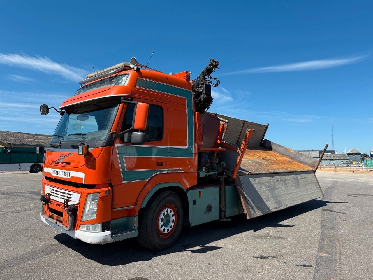 Volvo FM500 8x2*6 Crane HMF 2620 K5 Pendel Tipper - Truk derek: gambar 5 Volvo FM500 8x2*6 Crane HMF 2620 K5 Pendel Tipper - Truk derek: gambar 5
