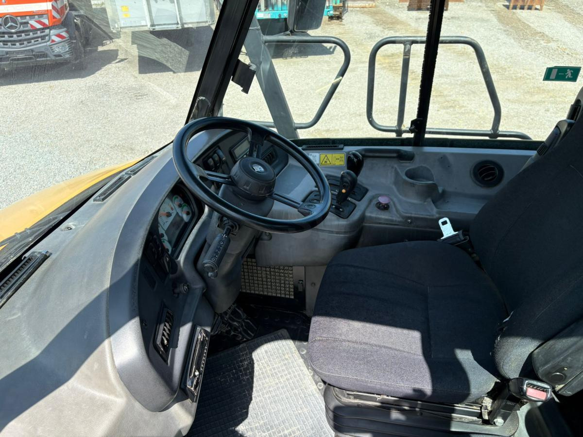 Caterpillar 730 - Tempat sampah artikulasi: gambar 5 Caterpillar 730 - Tempat sampah artikulasi: gambar 5