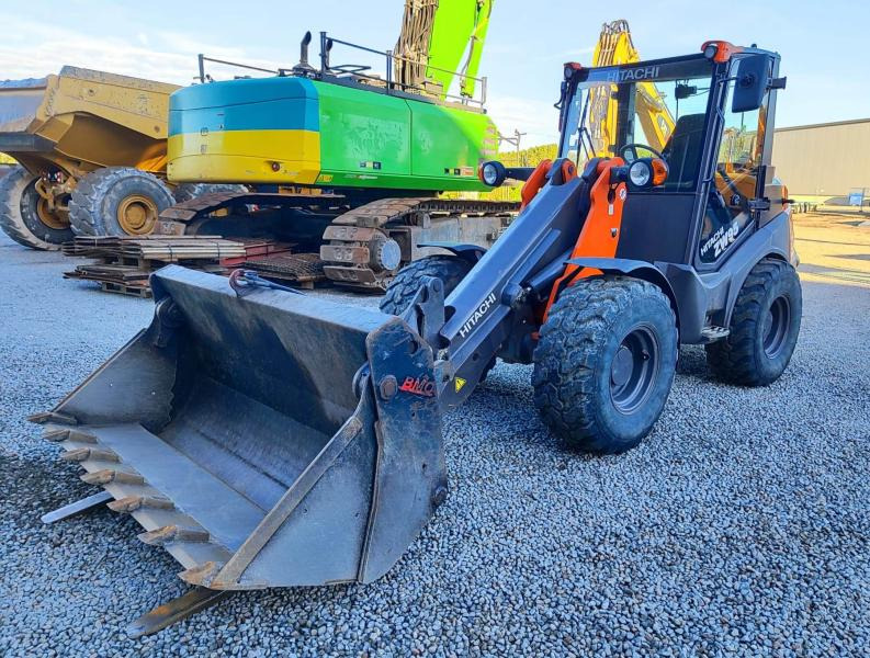 Hitachi ZW95 - Wheel loader: gambar 2 Hitachi ZW95 - Wheel loader: gambar 2