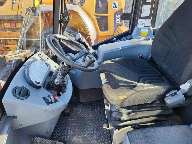 Hitachi ZW95 - Wheel loader: gambar 5 Hitachi ZW95 - Wheel loader: gambar 5