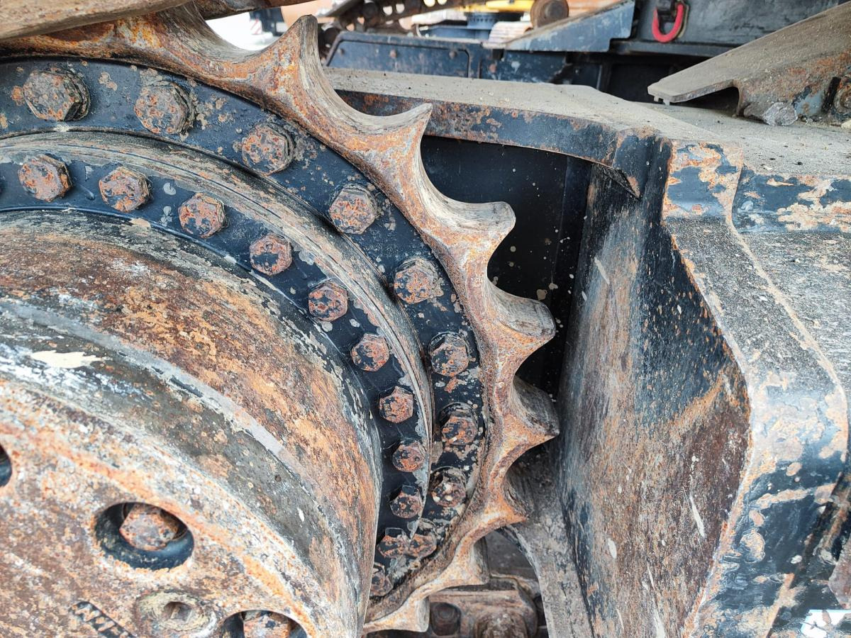 Ekskavator perayap Hitachi ZX470LCH-3: gambar 9