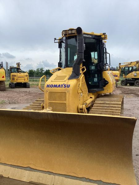 Komatsu D51PX-24 - Bulldozer: gambar 3 Komatsu D51PX-24 - Bulldozer: gambar 3