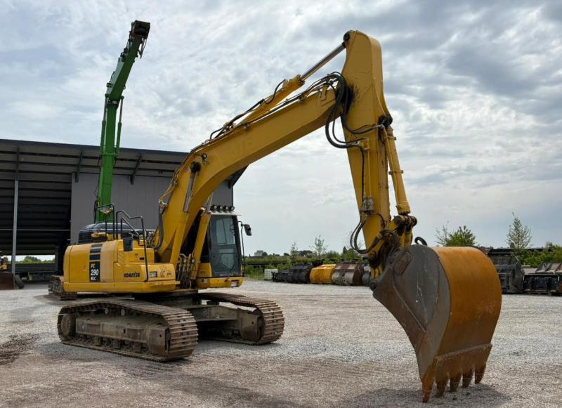 Komatsu PC290NLC-11EO - Ekskavator perayap: gambar 3 Komatsu PC290NLC-11EO - Ekskavator perayap: gambar 3