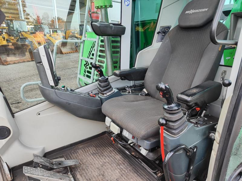 Sennebogen 830E - Mesin pengisi: gambar 5 Sennebogen 830E - Mesin pengisi: gambar 5